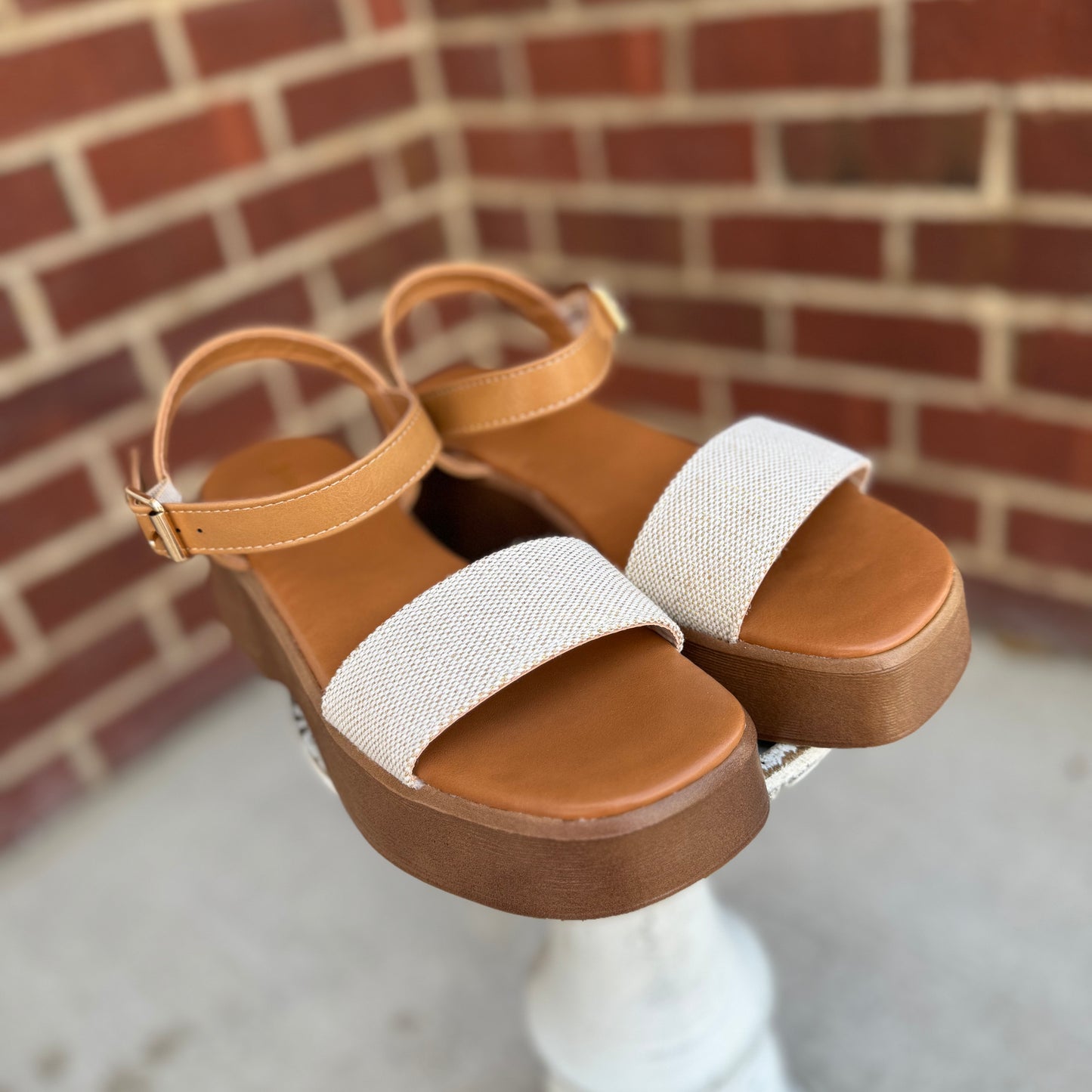 Chipper Wooden Platform Sandal