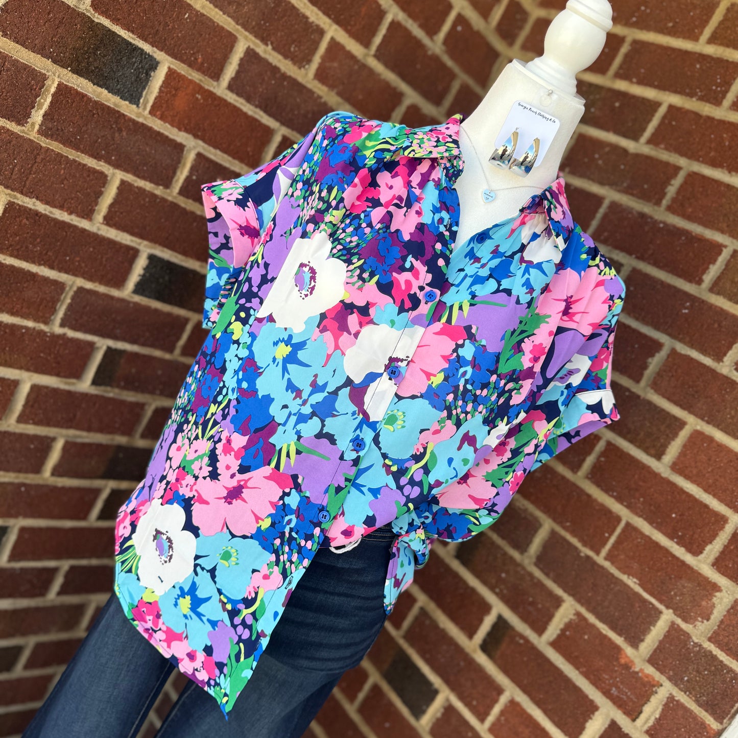 Collared Floral Button-Up Top