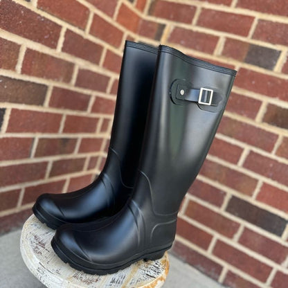 Black Rainboots