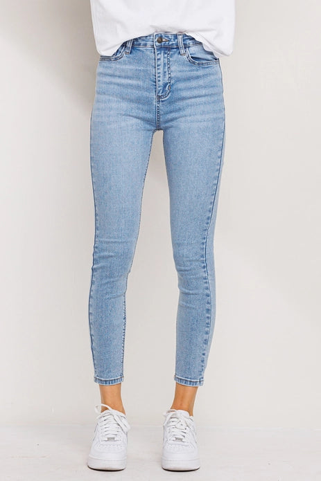 High Rise Basic Skinny Jelly Jean